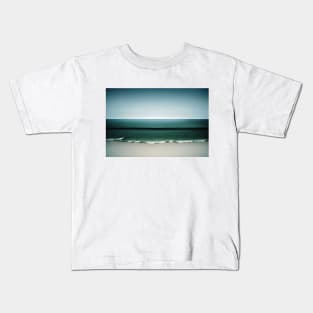 Sea beach surf Kids T-Shirt